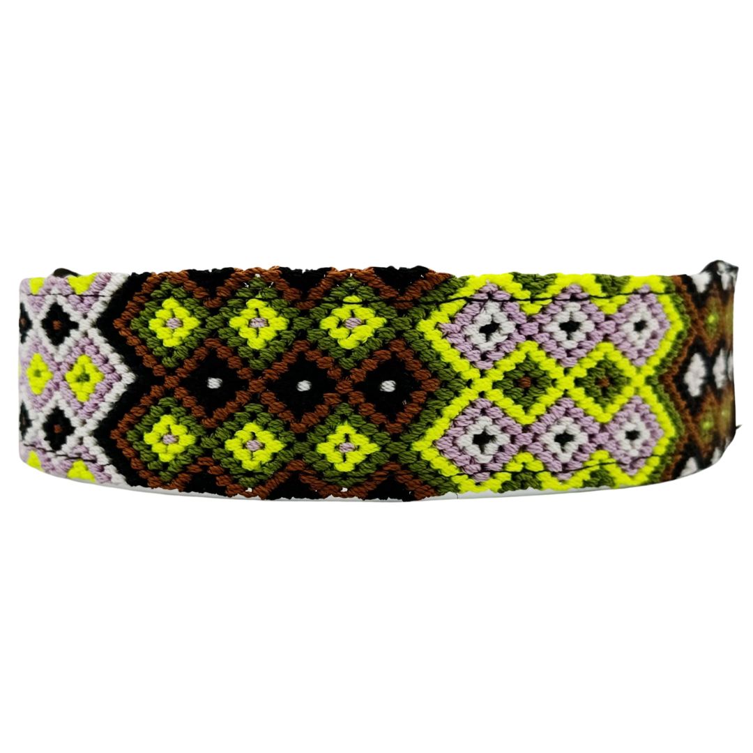 One-of-a-kind collar L(17"-21")