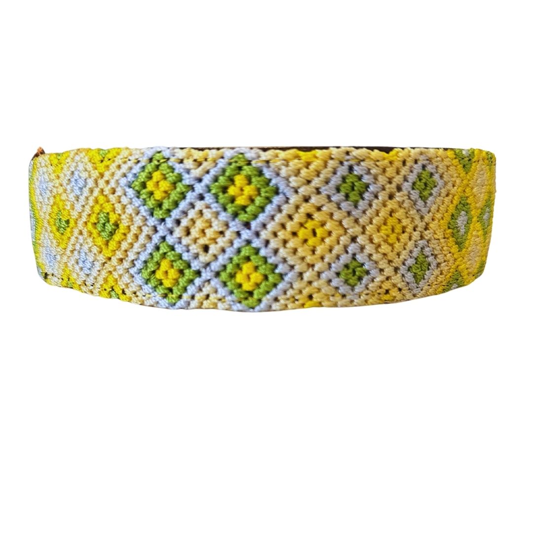 One-of-a-kind collar L(17"-21")