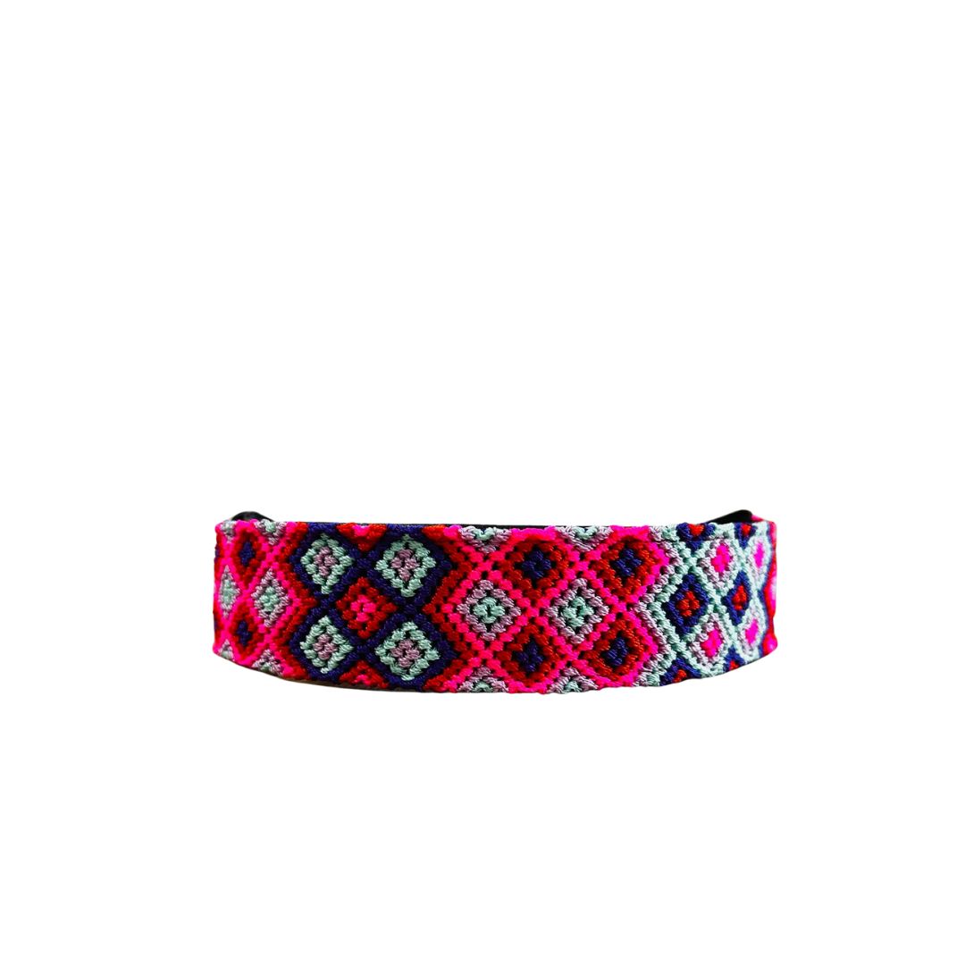 One-of-a-kind collar L(17"-21")