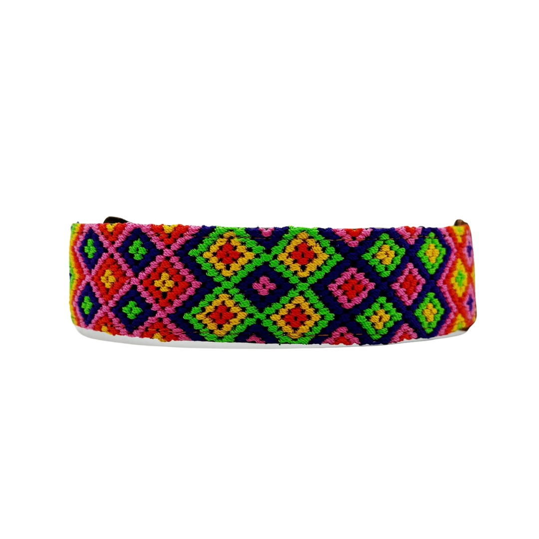 One-of-a-kind collar L(17"-21")