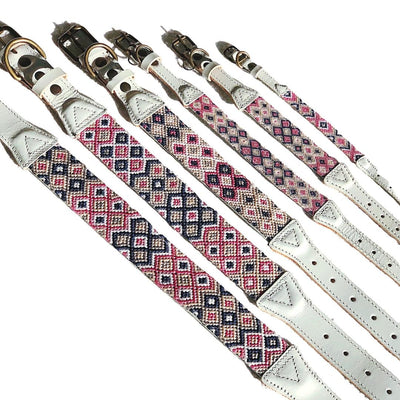 AMOR SPECIAL EDITION COLLAR: POINSETTIA